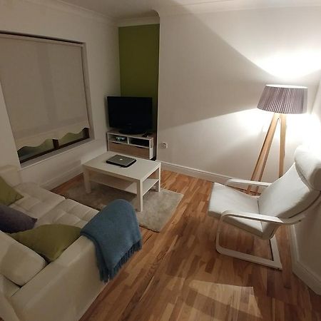 The Grand Canal Dock Apartment Dublin Extérieur photo