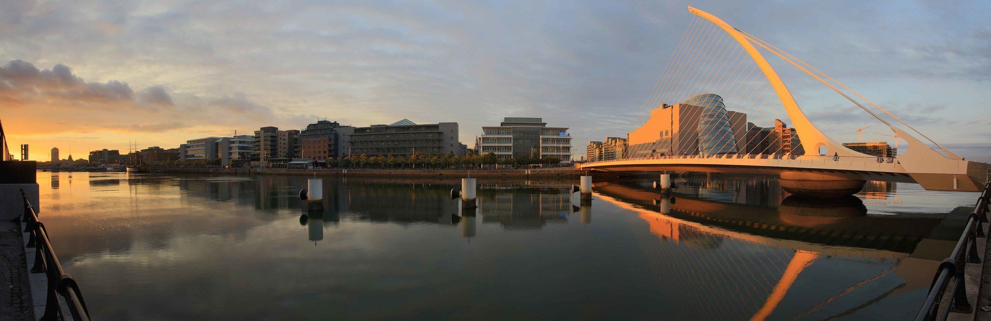 The Grand Canal Dock Apartment Dublin Extérieur photo